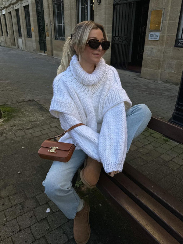 Jana Oversized Fluffy Turtleneck Sweater